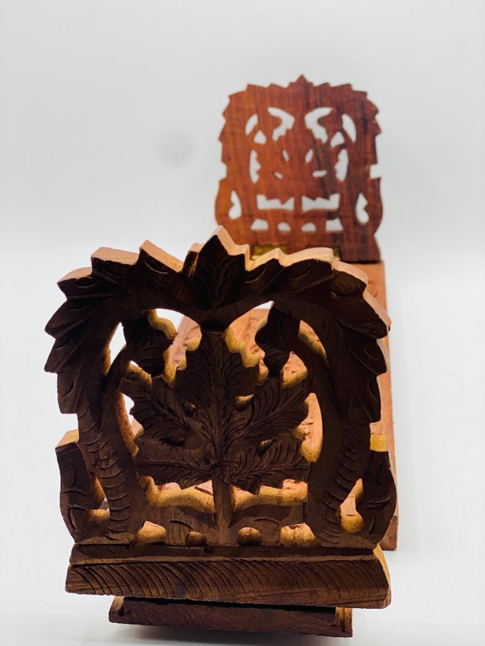 Fretwork Carved Wooden Book Slide Expandable Book Shelf Book Holder Ornate